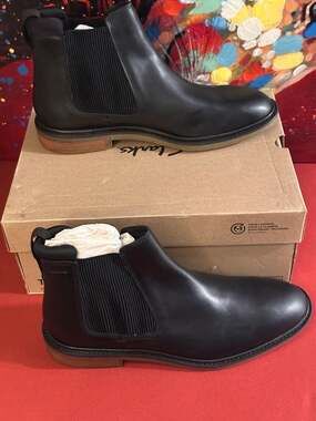 No.74 Clarks Clarkdale Hall Men's Black Leather Chelsea Boots Size 10.5 M